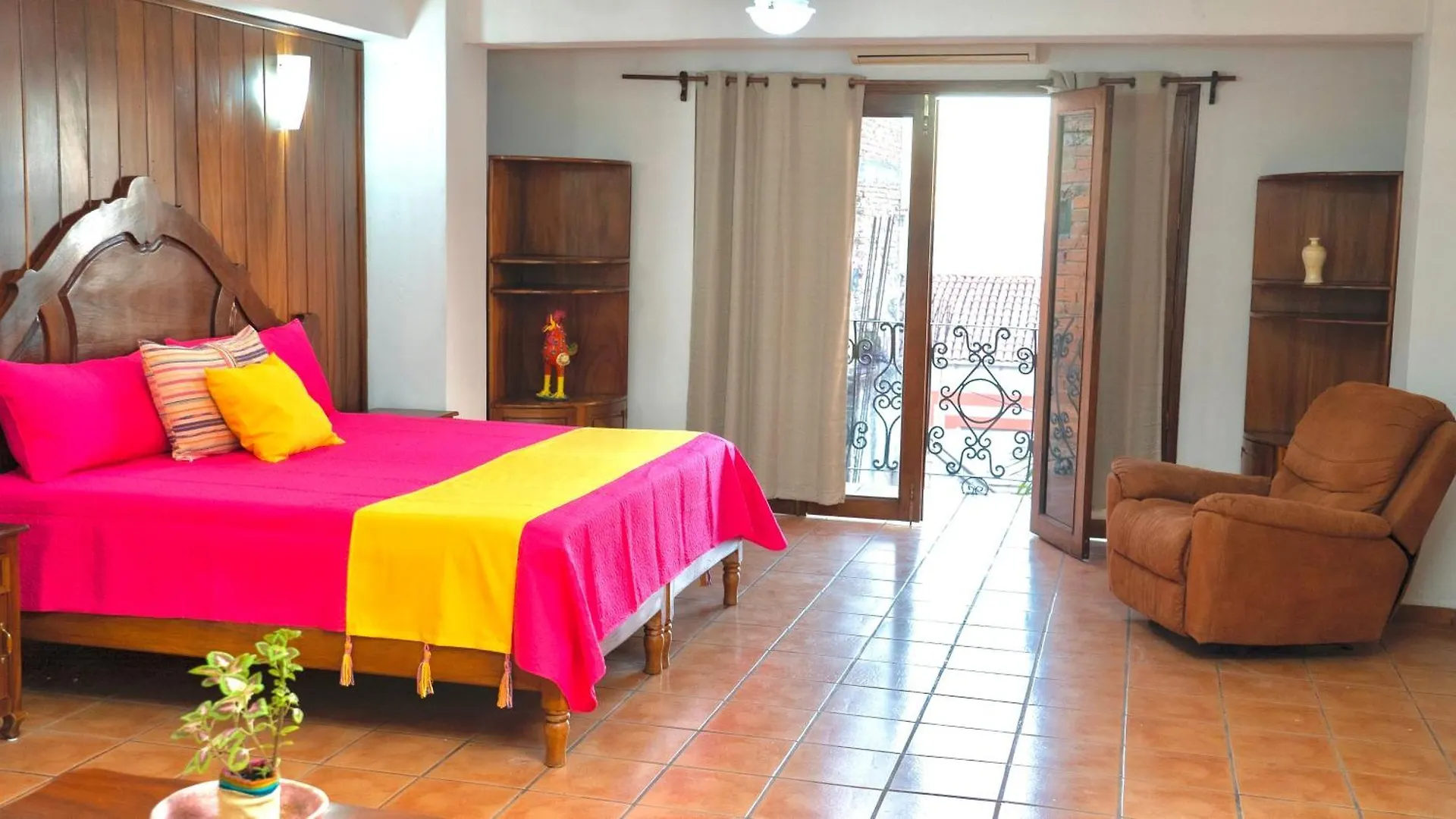 Bed & Breakfast Pueblo Real Hotel Boutique Puerto Vallarta