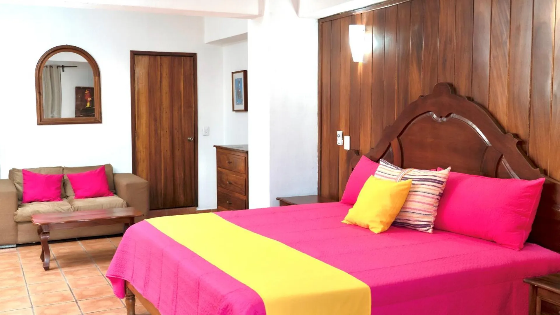 Pueblo Real Hotel Boutique Puerto Vallarta